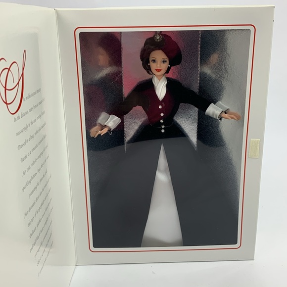 Barbie Romantic Interlude Collectible doll 6th series Classique Mattel 12” 1996 - Picture 4 of 15